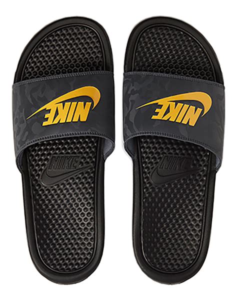 Amazon.com: Nike Benassi Jdi Slides Men.